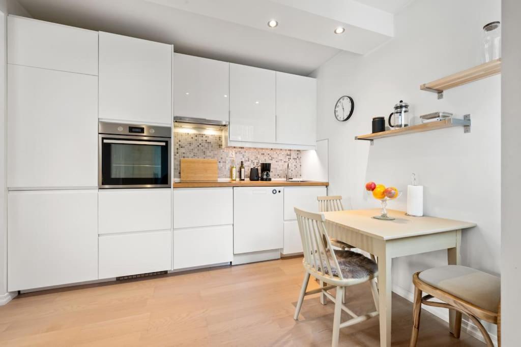 ベルゲンCentral City Apt. Neighbor To Unesco Bryggen!アパートメント エクステリア 写真